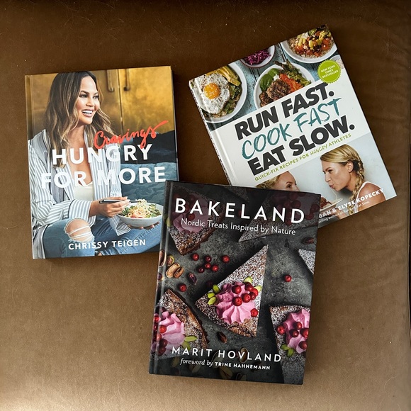 Popular Cookbook Bundle! - Picture 1 of 5